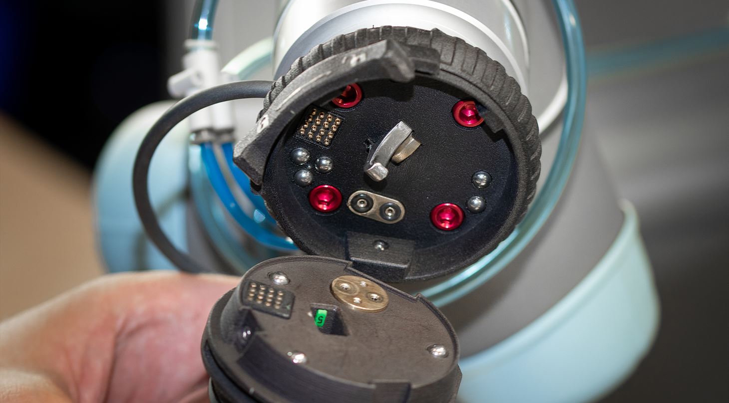 Close-up af værktøjsveksler til robotter